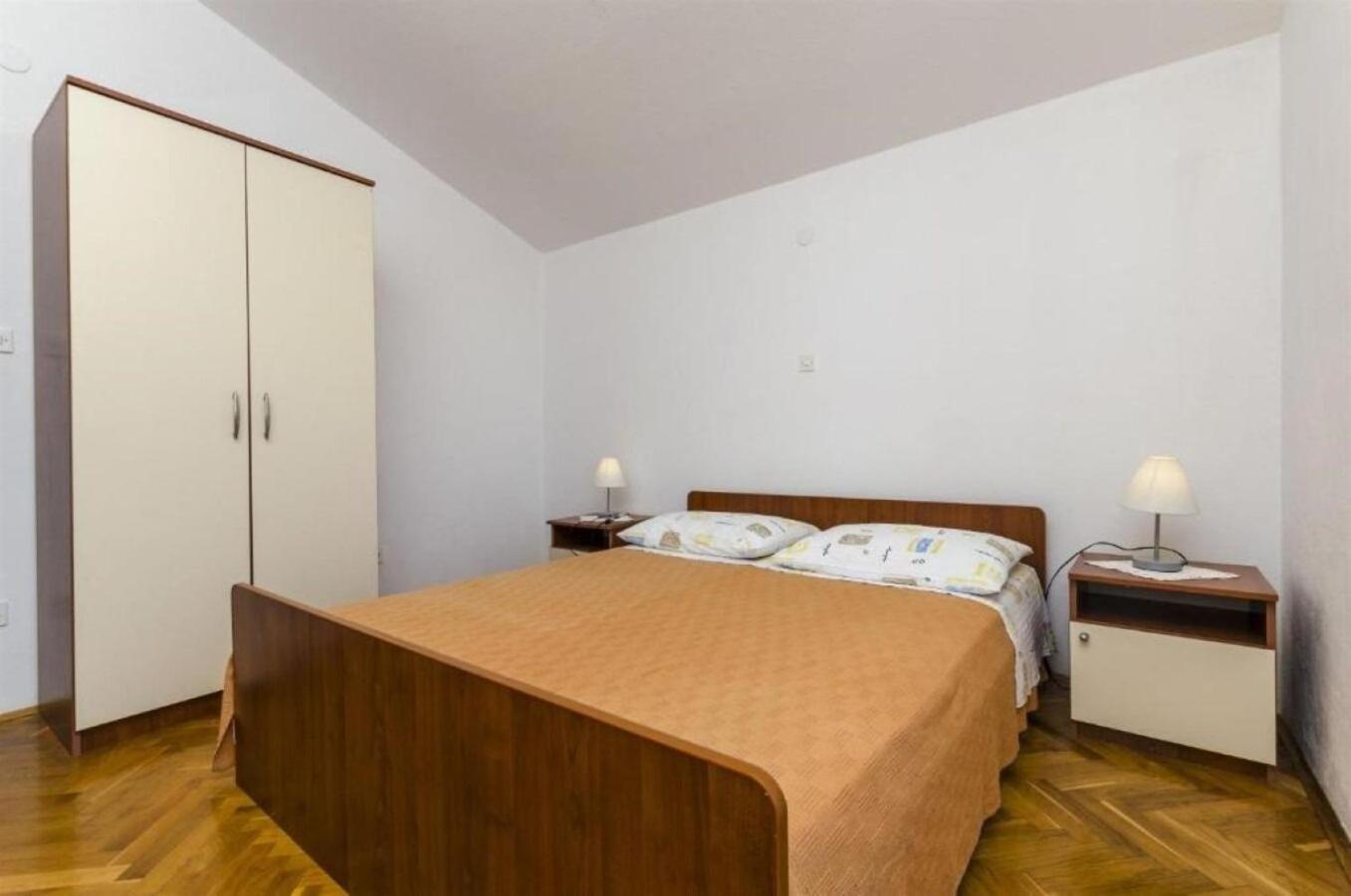 Apartments Mil - 80M From The Sea Sevid Exterior photo